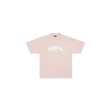 Remera oversize de manga corta color rosado, con cuello redondo y diseño gráfico con el logo de Balenciaga invertido y el texto "Since 1917" en el centro del pecho.