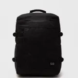 Mochila urbana de diseño minimalista en color negro, con compartimento principal amplio, bolsillo frontal con cierre vertical y correas laterales ajustables. Incluye compartimento acolchado para computadora y manija superior reforzada.