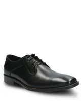 Zapatos formales de cuero negro con cordones, diseño clásico de estilo derby y suela de goma.