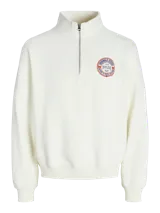 Buzo de manga larga color blanco antiguo, con cuello alto y cierre frontal de media cremallera. Presenta un ajuste suelto, interior afelpado y un estampado circular en el pecho con la leyenda "Originals Studio 1990 Creative Department".