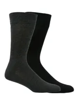 Pack de dos pares de medias de largo medio, una en color gris oscuro y otra en color negro, con planta acolchada y puño suave.