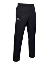 Pantalón deportivo negro Under Armour, modelo Vital Woven, con logo estampado en la pierna izquierda.