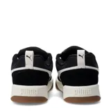 Championes urbanos Puma modelo Park Lifestyle, color negro con detalles en blanco y suela de goma color caramelo. Presentan cordones gruesos, logo de la marca en el lateral y refuerzos en la puntera.