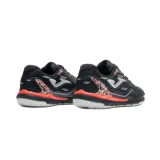 Championes Joma modelo Liga 5 para fútbol sala, confeccionados en una combinación de piel sintética y malla transpirable. Presentan refuerzo en la puntera, entresuela de Phylon para amortiguación y suela de goma con tecnología Durability para un agarre superior en superficies interiores.