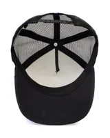 Gorra tipo trucker de color negro con panel frontal estructurado, malla trasera y visera curva. Presenta un parche bordado en el frente con la imagen de un tigre blanco y la palabra Tiger.