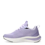 Championes deportivos Umbro modelo Vega, color violeta, confeccionados en malla transpirable con detalles sintéticos. Presentan el logo de la marca en el lateral, entresuela blanca amortiguada y suela de goma negra.