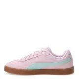 Championes Puma Club II Era Suede, color rosado con detalles en verde agua y suela de goma color caramelo. Confeccionados en gamuza, presentan el logo de la marca en dorado en el lateral.