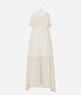 Vestido midi de encaje color crudo, con escote strapless, superposición en el busto, falda asimétrica y forro interno.