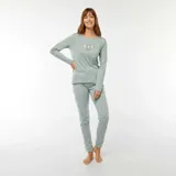 Conjunto de pijama de dos piezas, compuesto por una remera de manga larga color verde menta con un estampado de tres osos y la palabra "MOOD", y un pantalón largo del mismo color con estampado repetido de pequeños osos.