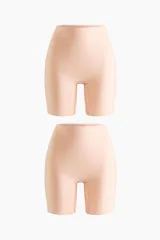 Pack de dos culottes moldeadores de tiro alto, confeccionados en microfibra con acabado invisible y corte láser. Diseñados para brindar un suave efecto de control en cintura, glúteos y caderas.