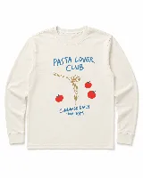Remera de manga larga color crema con cuello redondo. Presenta una estampa frontal con la frase 'PASTA LOVER CLUB', un dibujo de un tenedor con fideos y tomates, junto a la frase 'CONSUMED DAILY 7PM 10PM'.