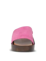 Sandalias de plataforma Hush Puppies modelo Depp, con capellada de gamuza fucsia y suela corrida de poliuretano símil madera.