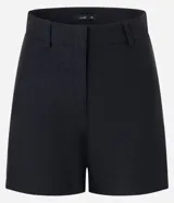Short sastrero color verde militar, de tiro alto y corte recto. Confeccionado en bengalina con viscosa certificada, trabillas en la cintura y cierre tradicional.
