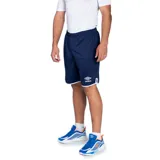 Short deportivo Umbro de color azul marino con detalles en blanco en el ruedo y logo de la marca estampado en la pierna izquierda.