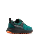 Calzado de trekking Columbia modelo Konos Trs Outdry, color verde azulado con detalles en negro y suela naranja. Diseñado para senderismo con tecnología impermeable OutDry y suela Omni-Max para mayor tracción y amortiguación.