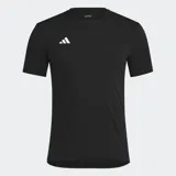 Remera de running Adidas Adizero Essentials, color negro, de manga corta y cuello redondo. Presenta el logo de Adidas en blanco en el pecho izquierdo y la inscripción 'ADIZERO' en la parte superior de la espalda.