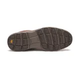 Bota de caña media Caterpillar modelo Trey 2.0, confeccionada en cuero nubuck color café. Presenta cierre con cordones, cuello acolchado, logo de la marca grabado en el lateral y en la lengüeta, y suela de goma resistente con entresuela de EVA.