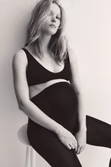Pack de dos medias can can de punto fino color negro, diseñadas especialmente con espacio adicional para la barriga de maternidad.