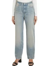 Pantalón de jean celeste de corte recto, con cierre de botón y cremallera, cinco bolsillos y parche de cuero con logo de Tommy Hilfiger en la parte trasera.