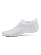 Pack de seis pares de medias tobilleras Under Armour de color blanco, ultradelgadas y ligeras, con paneles de malla transpirable y soporte para el arco del pie.