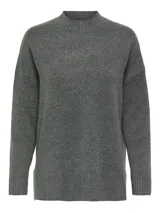 Sweater de punto gris oscuro con cuello alto, manga larga y diseño holgado. Presenta puños y cuello acanalados, con una textura suave y cómoda.