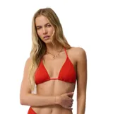 Corpiño de bikini Rip Curl modelo Vibe Surf Multi Fit Tri, de corte triangular y color rojo con textura acanalada.