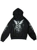 Buzo canguro negro con capucha, confeccionado en algodón, con estampado frontal y en las mangas de un ángel en color blanco.
