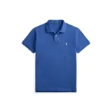 Remera polo de algodón color rosado, corte Custom Slim Fit, manga corta y cuello con botones. Cuenta con el logo bordado en el pecho.