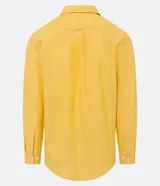 Camisa de manga larga Marfinno con cuello camisero y cierre frontal de botones. Confeccionada en tejido plano de lino y algodón.