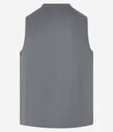 Musculosa deportiva Get Over para hombre, de color verde militar, cuello redondo y diseño liso de corte regular.