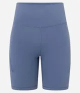 Bermuda ciclista de microfibra color azul, con ajuste al cuerpo y bolsillo lateral funcional. Diseño deportivo de tiro alto.