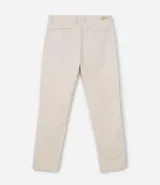 Pantalón de sarga para hombre, de corte recto y diseño básico. Cuenta con cintura fija con trabillas para cinturón, cierre frontal con cremallera y botón, y bolsillos laterales y traseros.
