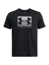 Remera de manga corta Under Armour, color negro, con cuello redondo acanalado y estampado gráfico frontal con el logo de la marca en un recuadro degradado.