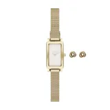 Reloj de pulsera Skagen con caja rectangular de acero inoxidable en tono dorado y esfera blanca minimalista. Incluye una malla de acero tipo milanesa y un par de aros a juego con diseño de nudo.