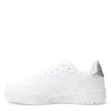 Championes urbanos color beige con detalles en negro y fucsia.