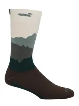 Calcetín de caña alta con diseño de paisaje montañoso en capas de colores beige, gris, verde y marrón.