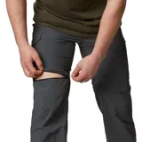 Pantalón de senderismo convertible en short, color gris, con tecnología Omni-Wick para absorción de humedad y Omni-Shade con protección solar FPU 50. Cuenta con cintura parcialmente elástica, cinturón removible, bolsillos laterales, bolsillo de seguridad con cremallera, bolsillo cargo con cierre de velcro, detalle de refuerzo y bolsillos traseros.