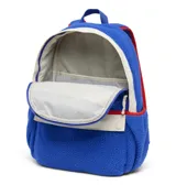 Mochila Columbia Helvetia II 14L de tejido tipo corderito azul, con detalles en color blanco y rojo. Cuenta con compartimento principal con funda acolchada para dispositivos, bolsillo frontal con cierre y solapa, bolsillos laterales para botellas, respaldo y correas ajustables acolchadas.