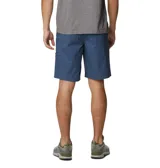 Short cargo de corte clásico con múltiples bolsillos funcionales, incluyendo bolsillos laterales, traseros y un bolsillo cargo lateral. Confeccionado en tejido resistente con elasticidad para mayor comodidad.
