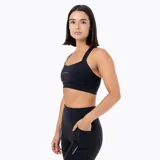 Top deportivo de alto soporte diseñado para actividades de alto impacto. Presenta un diseño de cuello redondo, espalda deportiva y logo de la marca estampado en el frente. Confeccionado en tejido técnico de secado rápido con acabado suave al tacto.