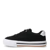 Championes Puma de estilo urbano, confeccionados en lona negra con detalles en blanco. Presentan el logo de la marca en el lateral y en la lengüeta, con una suela de plataforma blanca con una franja decorativa en color caramelo.