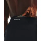Short deportivo Under Armour modelo Launch Pro 5, diseñado para running. Confeccionado en tejido ultraligero y elástico en cuatro direcciones, cuenta con forro interior de malla para mayor transpirabilidad, cintura elástica con cordón interno, bolsillo central trasero expandible y detalles reflectantes.