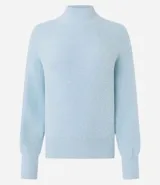 Suéter de cuello alto y mangas largas, confeccionado en tejido de poliamida con textura afelpada y acabado suave.