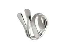 Anillo de plata 925 con diseño calado, alargado y satinado.