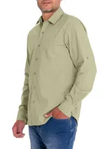 Camisa de manga larga RKF modelo Galiton, confeccionada en popelina de algodón orgánico. Presenta cuello camisero, cierre frontal con botones de madera, bolsillo en el pecho con logo bordado y mangas ajustables con botones.