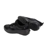 Championes Vans Ultrarange Neo Vr3 color negro, con detalles en gamuza y suela texturizada.