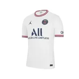 Camiseta de fútbol Nike del Paris Saint-Germain, modelo Stadium Home. Diseño blanco con detalles en azul marino y rojo en cuello y mangas. Incluye logo de Nike, escudo del club y sponsor ALL en el frente.