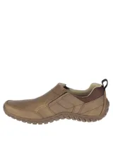 Zapato tipo slip-on Cat modelo Opine, color marrón, con diseño de corte bajo y suela de goma dentada para mayor tracción.