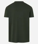 Remera básica de hombre con cuello redondo y mangas cortas, confeccionada en algodón. Presenta un corte regular que se ajusta de forma anatómica al cuerpo.