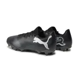 Championes de fútbol Puma Future 7 Play, color coral con detalles en negro y naranja.